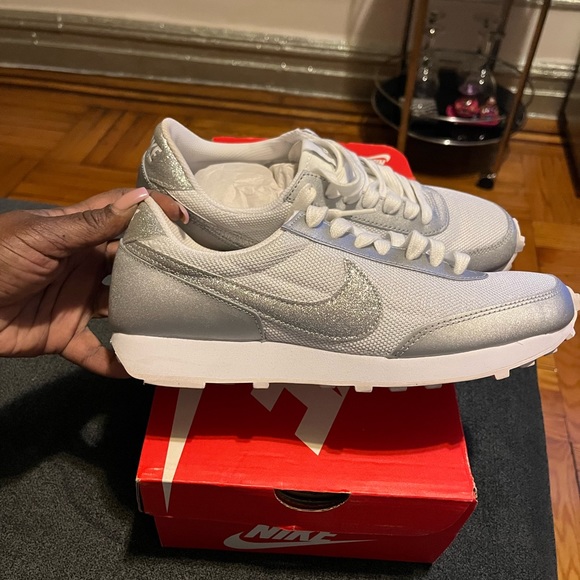 Nike Shoes - Nike Women’s Sneakers in Light Gray and White